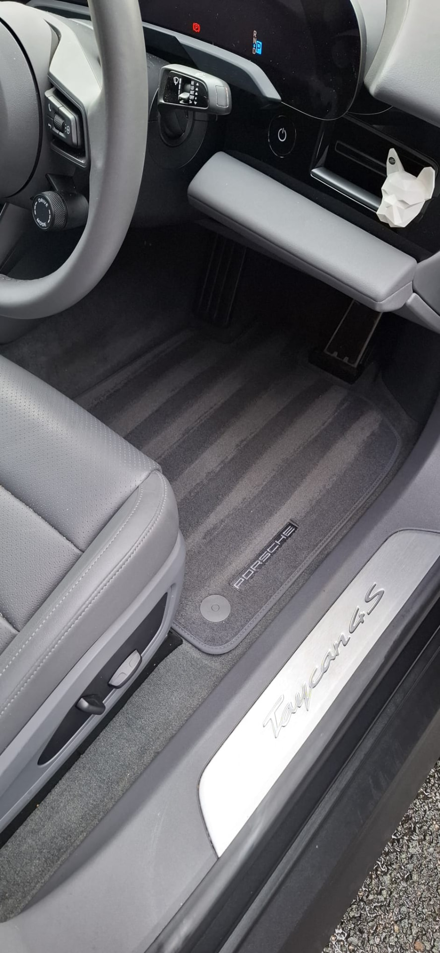 Porsche Taycan 4S interior mats cleaned